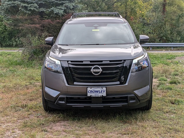 2025 Nissan Pathfinder SV photo 6