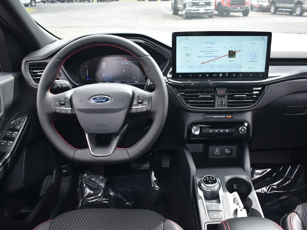 2025 Ford Escape ST-Line photo 14