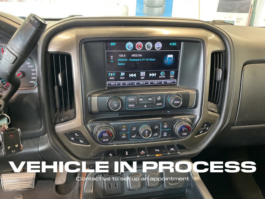 2017 Chevrolet Silverado 1500 High Country photo 13
