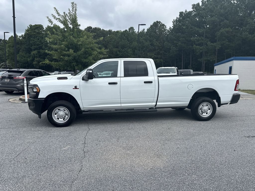 2024 Ram 2500 Tradesman photo 4