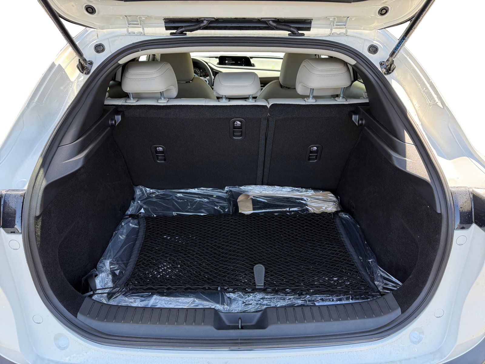 2025 Mazda CX-30 2.5 S Preferred photo 17
