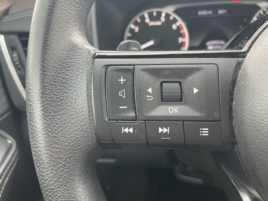 2023 Nissan Rogue SV photo 9