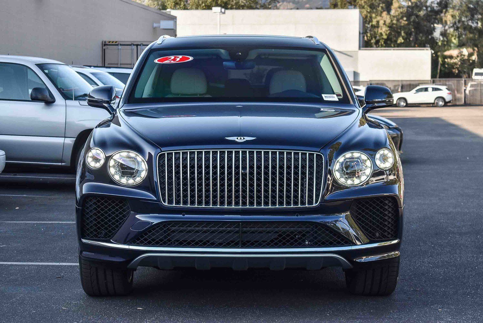 2023 Bentley Bentayga EWB Azure First Edition photo 2