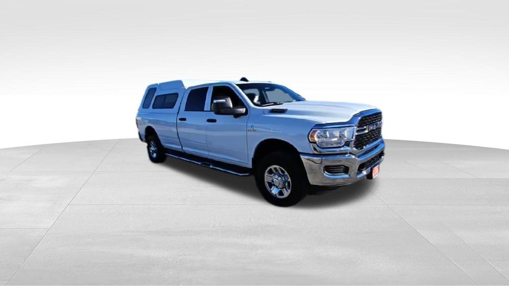 2024 Ram 3500 Tradesman photo 2
