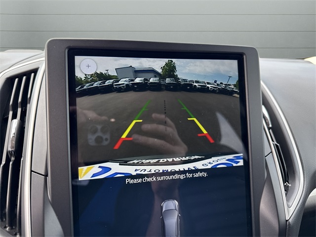 2024 Ford Edge SEL photo 15