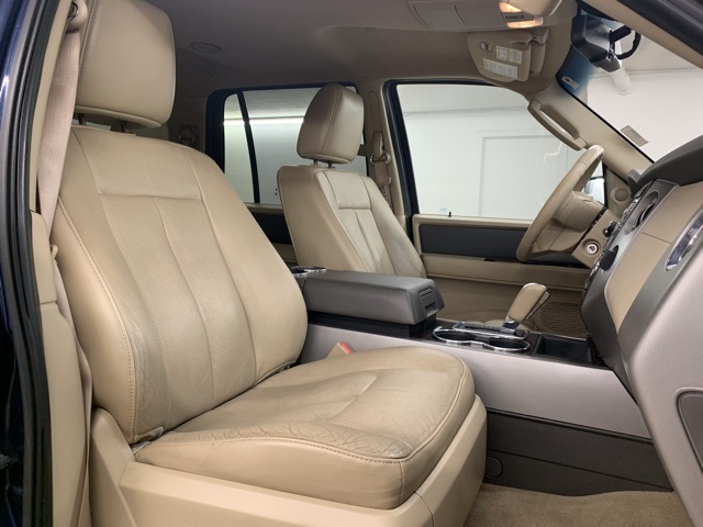 2014 Ford Expedition XLT photo 21