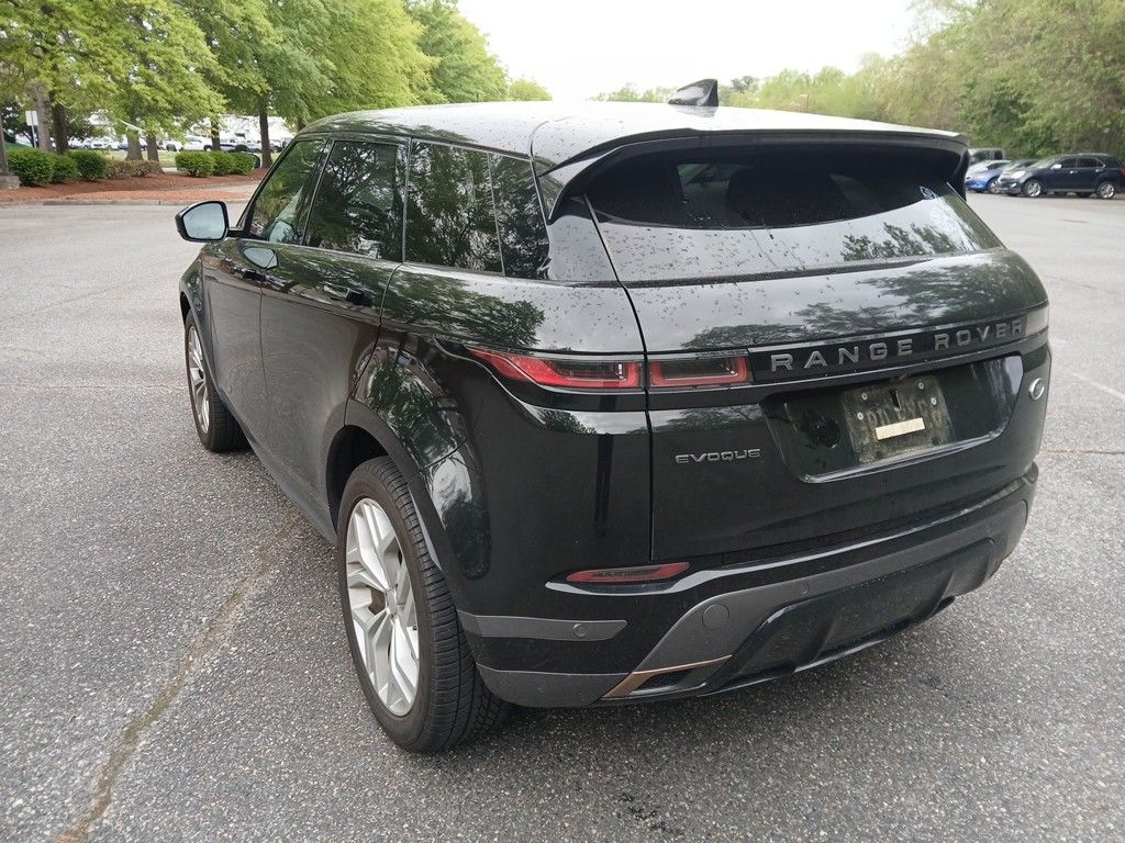 2023 Land Rover Range Rover Evoque R-Dynamic SE photo 3