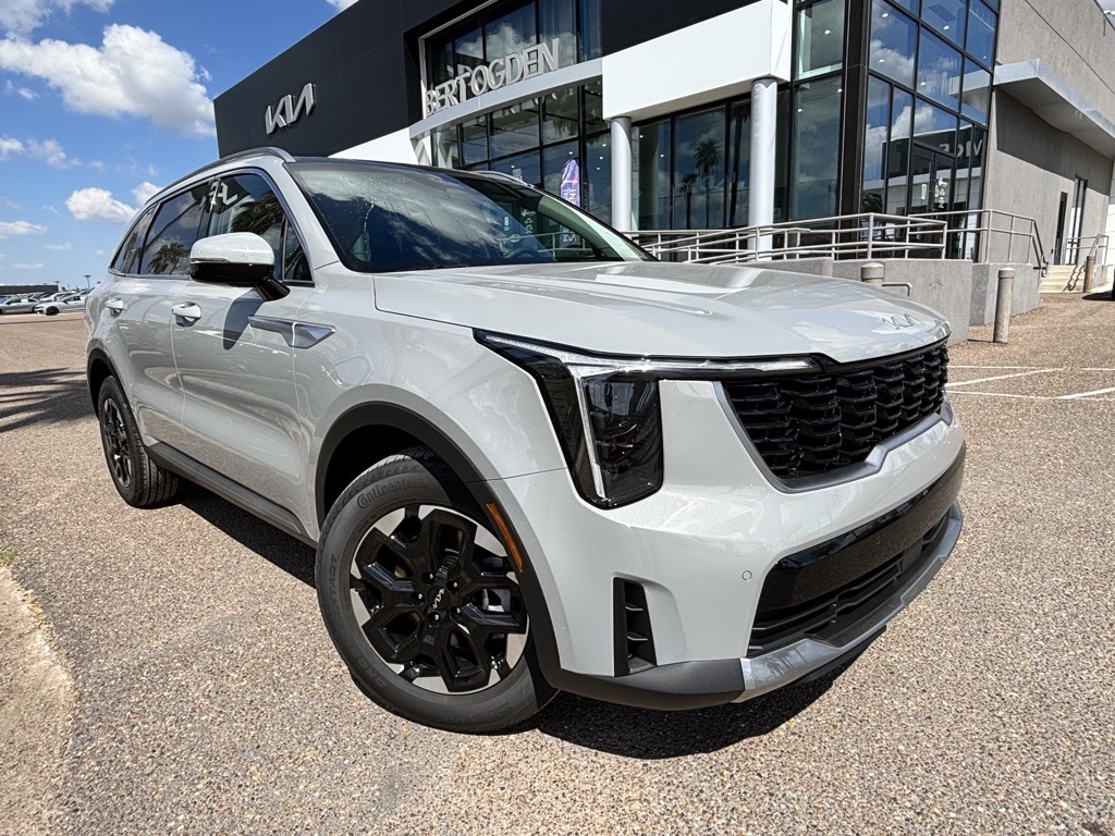 2026 Kia Sorento S's photo