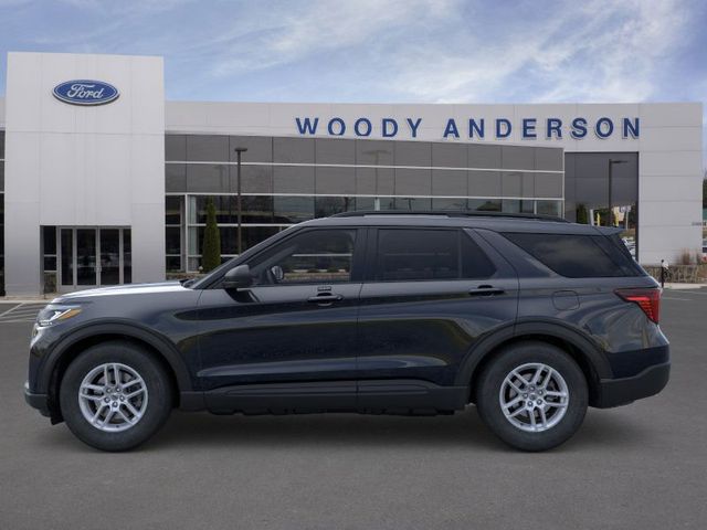 2026 Ford Explorer photo 2