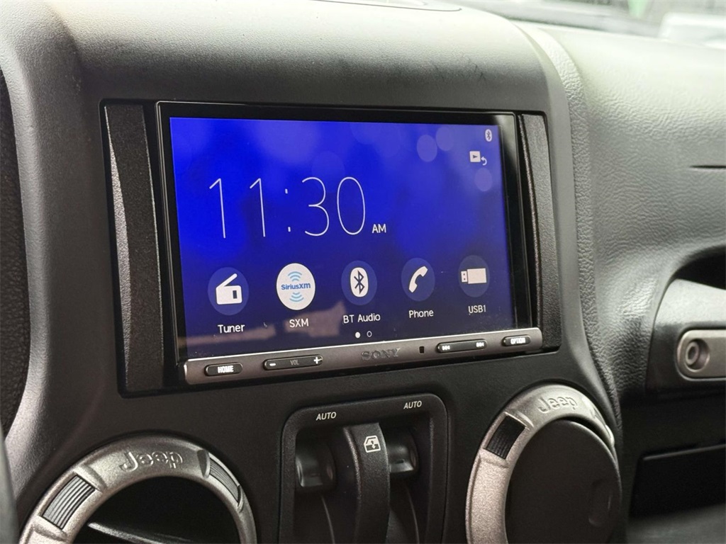 2014 Jeep Wrangler Sport photo 3