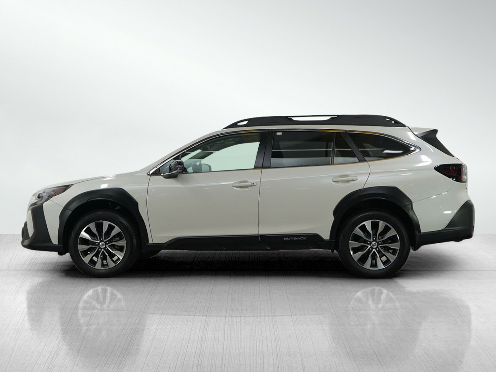 Used 2023 Subaru Outback Limited with VIN 4S4BTANC1P3173006 for sale in Burnsville, Minnesota