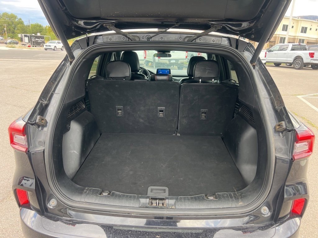 2023 Ford Escape ST-Line photo 17