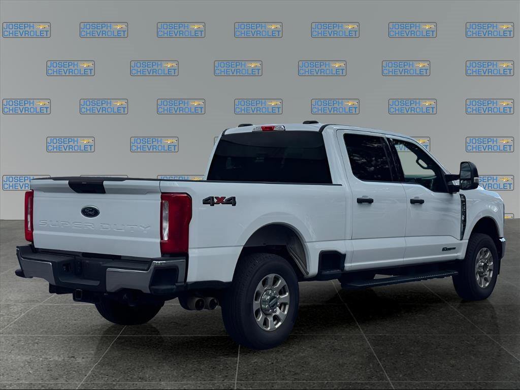 2024 Ford F-250 photo 3