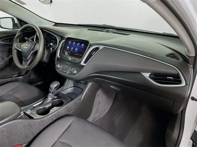 2023 Chevrolet Malibu LS photo 27