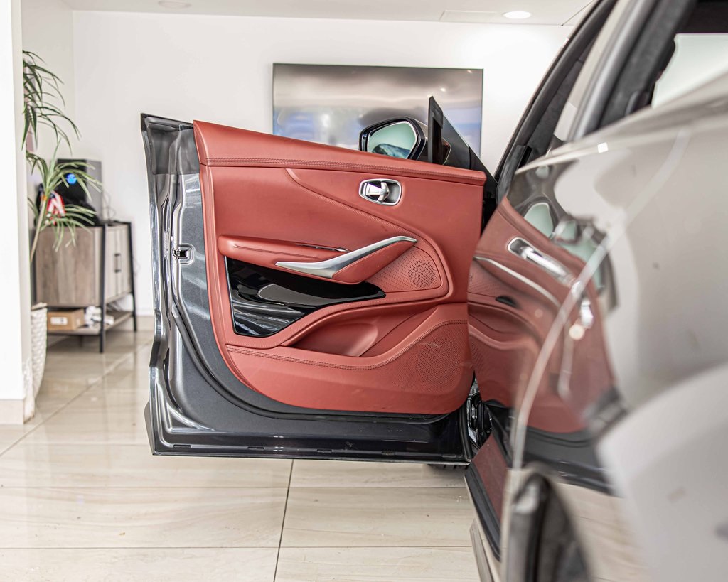 2021 ASTON MARTIN DBX - Image 33