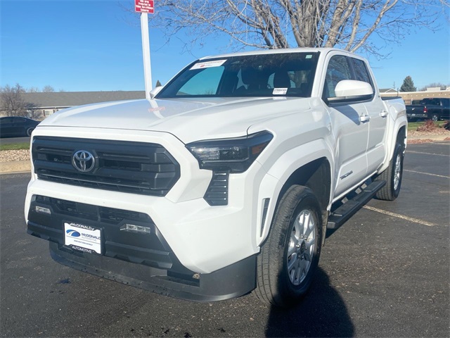 2024 Toyota Tacoma SR5's photo