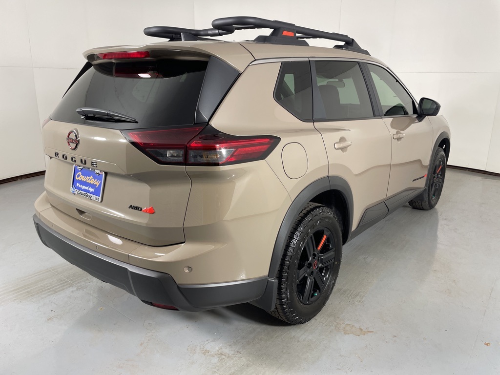 2026 Nissan Rogue SV photo 3