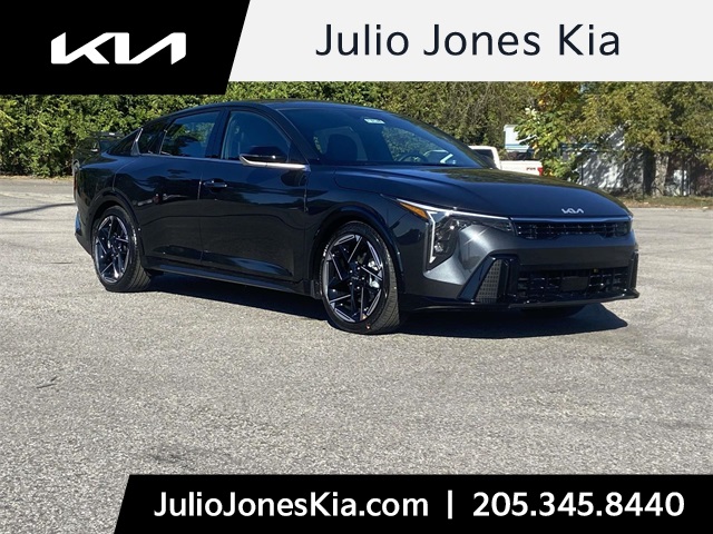 2025 Kia K4 GT-Line's photo