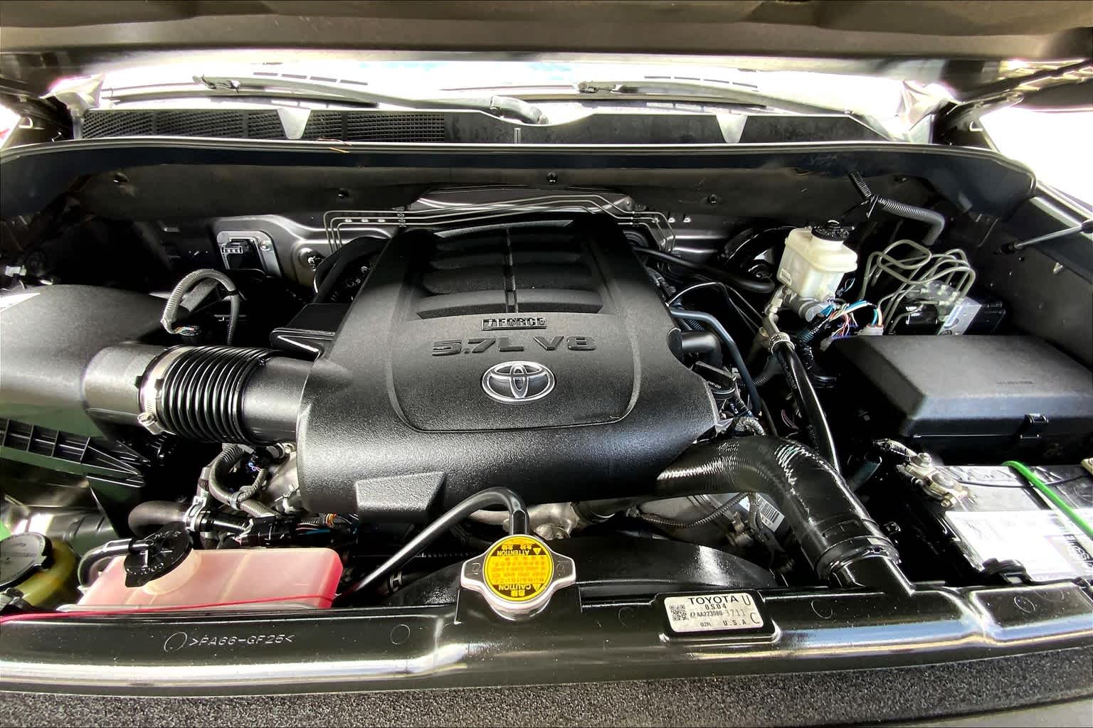 2014 Toyota Tundra Limited photo 26