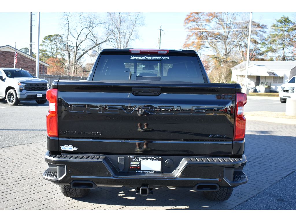 2025 Chevrolet Silverado 1500 RST photo 5