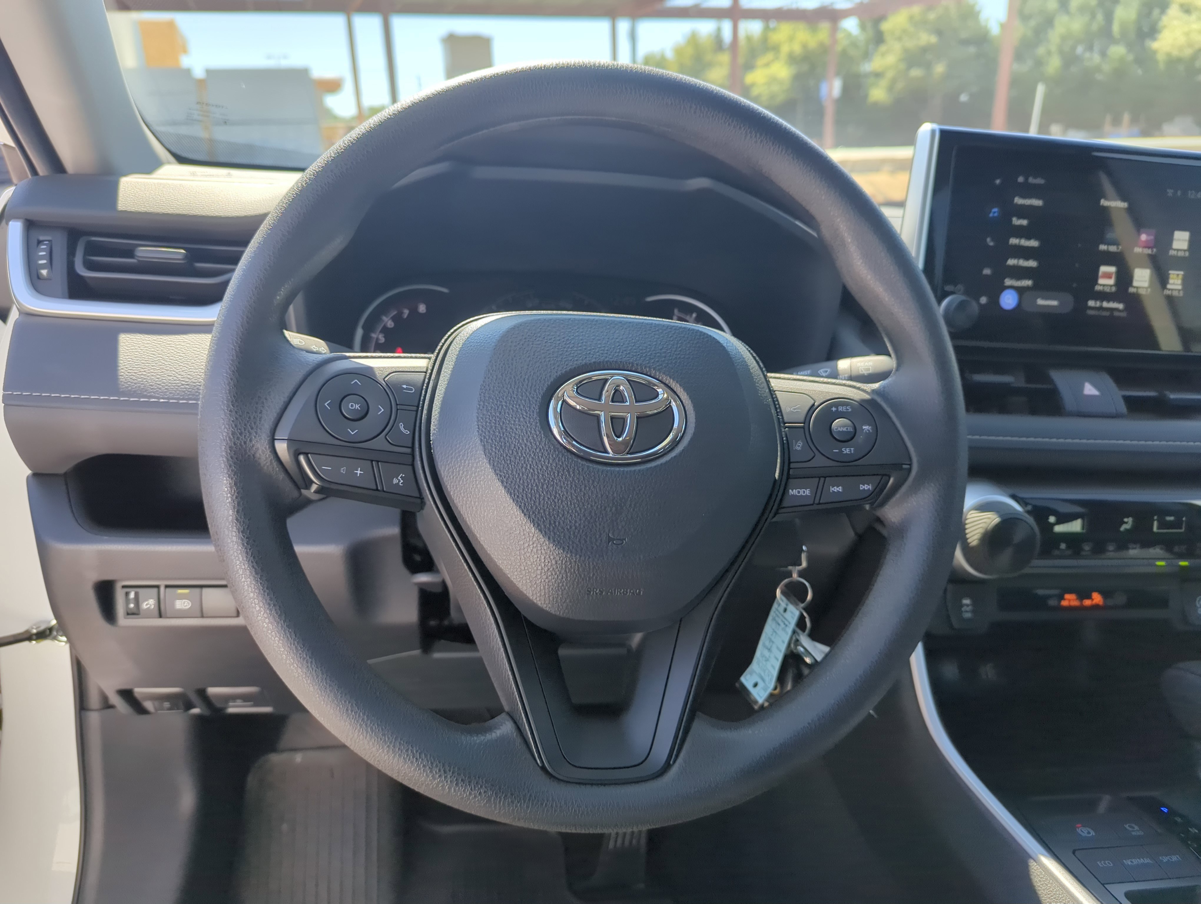 2024 Toyota RAV4 LE photo 15
