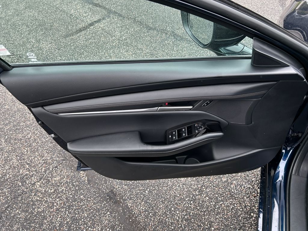 2026 Mazda Mazda3 2.5 Select Sport Base photo 11