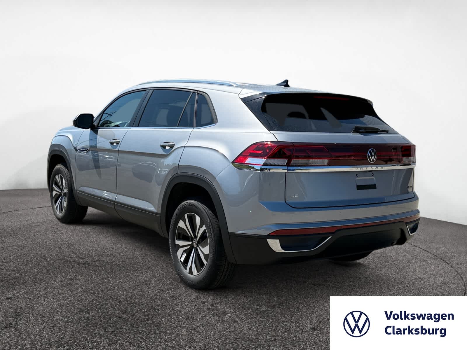 2026 Volkswagen Atlas Cross Sport SE photo 3