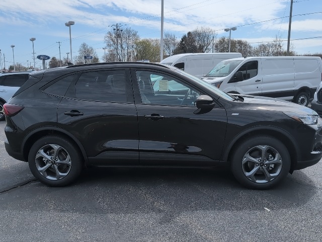 2025 Ford Escape Hybrid ST-Line Select photo 5