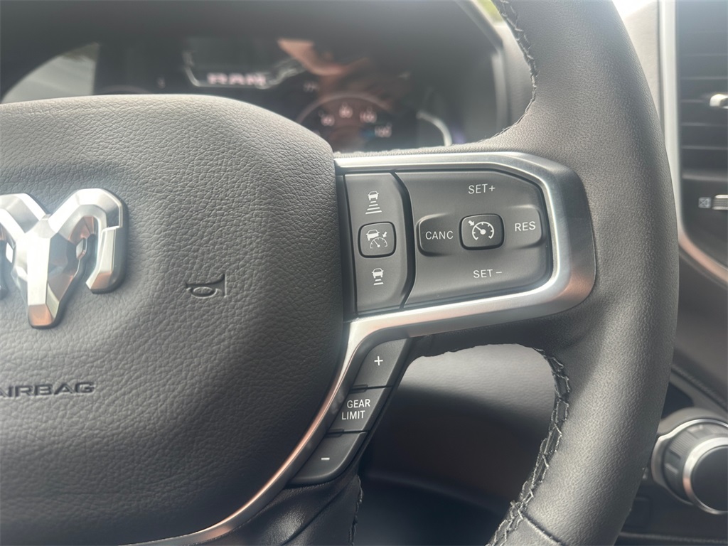 2025 Ram 1500 Big Horn photo 30