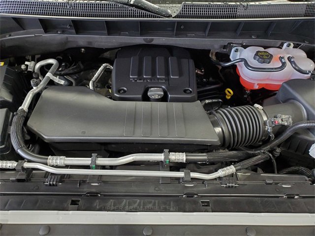 2025 Chevrolet Silverado 1500 LT photo 27