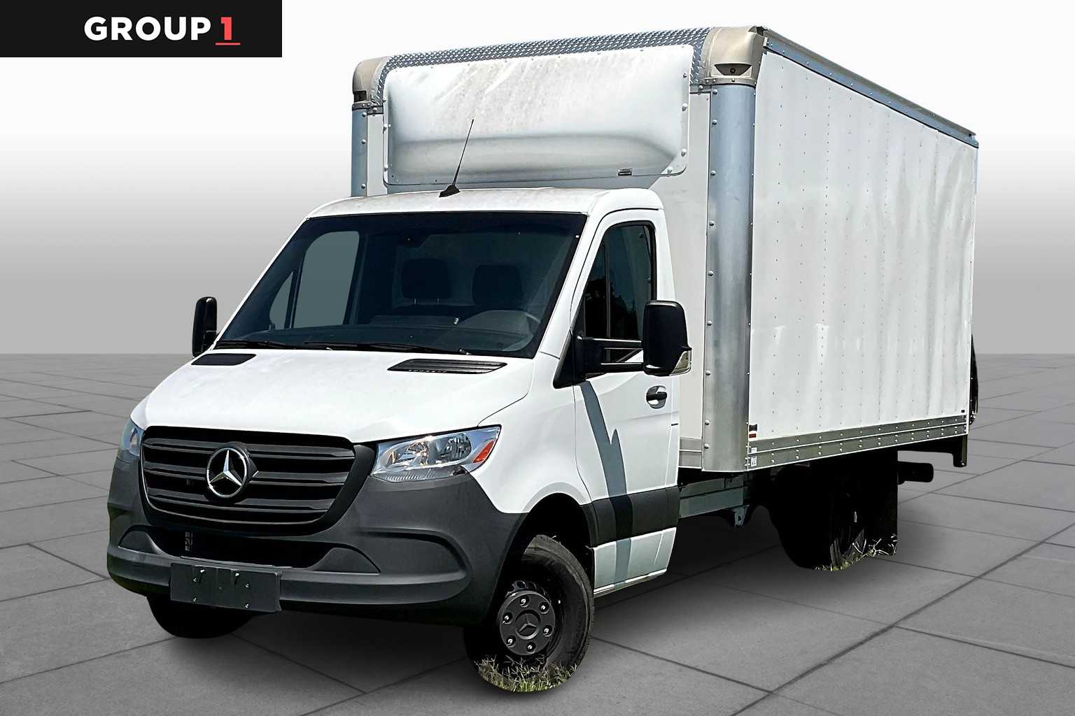 2024 Mercedes-Benz Sprinter Cab Chassis Base's photo