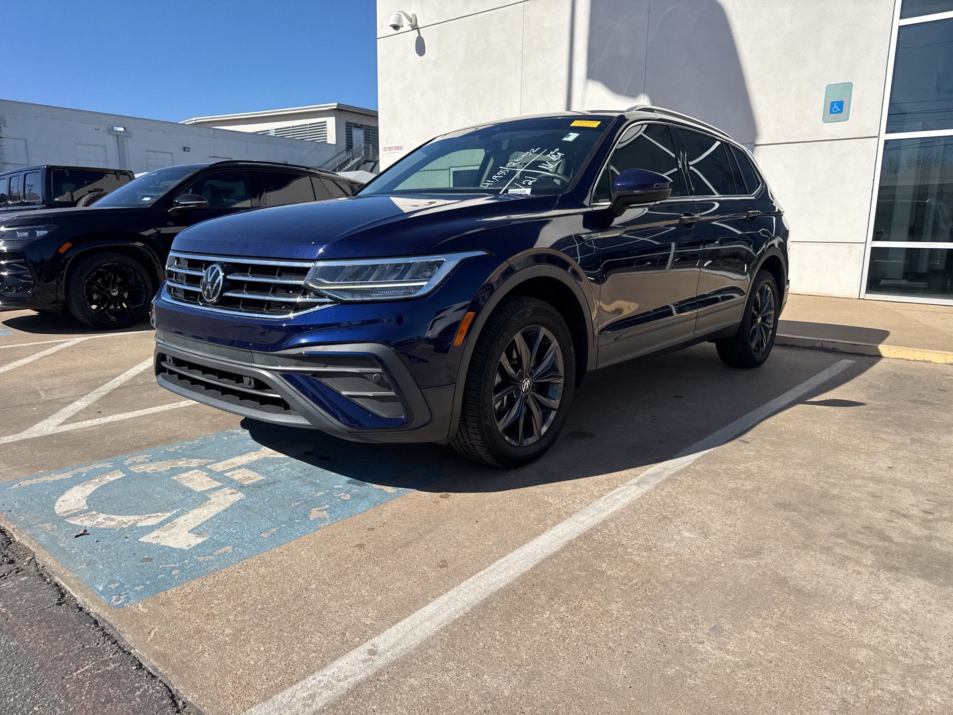 2023 Volkswagen Tiguan SE