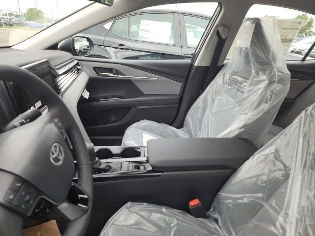 2025 Toyota Camry LE photo 12