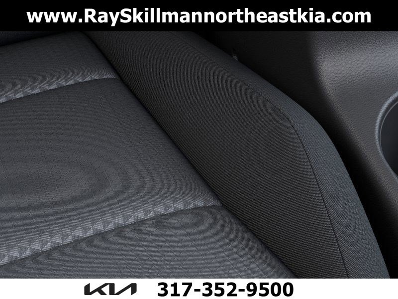 2025 Kia Soul LX photo 21