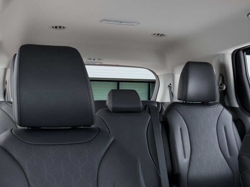 2026 Kia Carnival EX photo 26