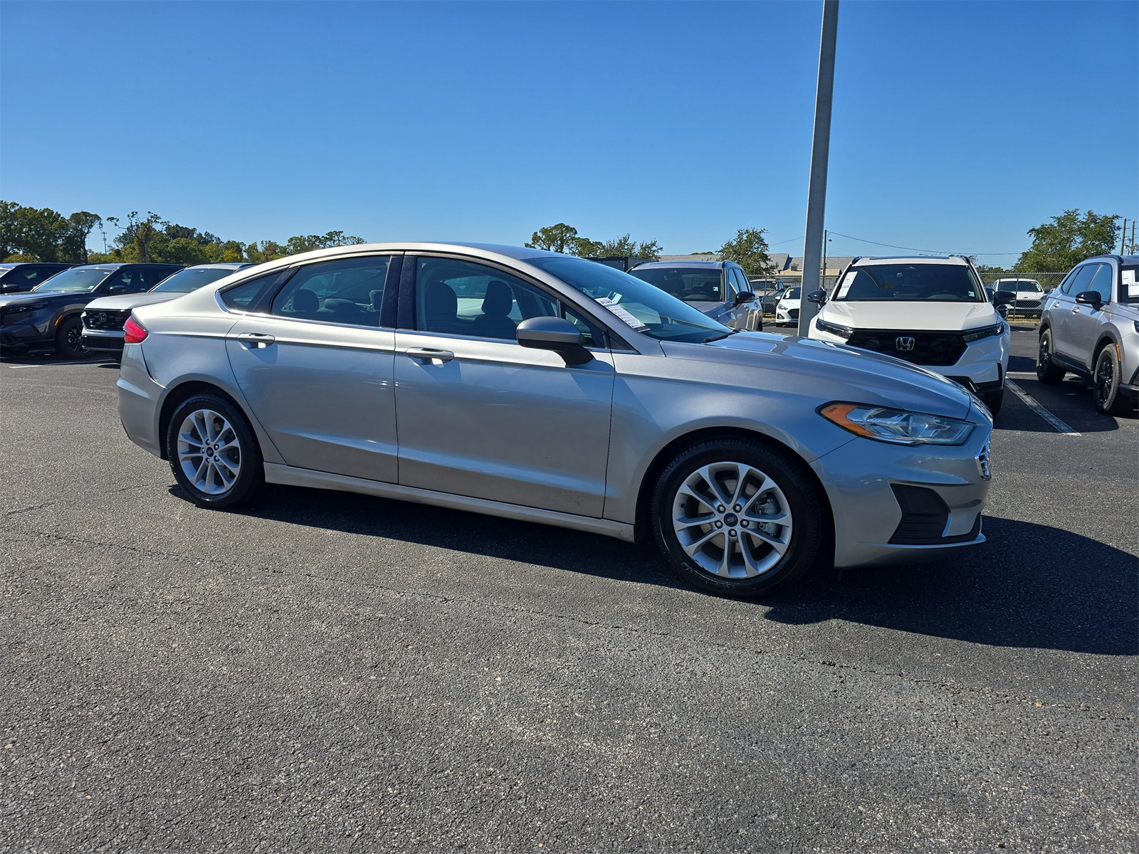 Used 2020 Ford Fusion SE with VIN 3FA6P0HD0LR161617 for sale in Port Richey, FL