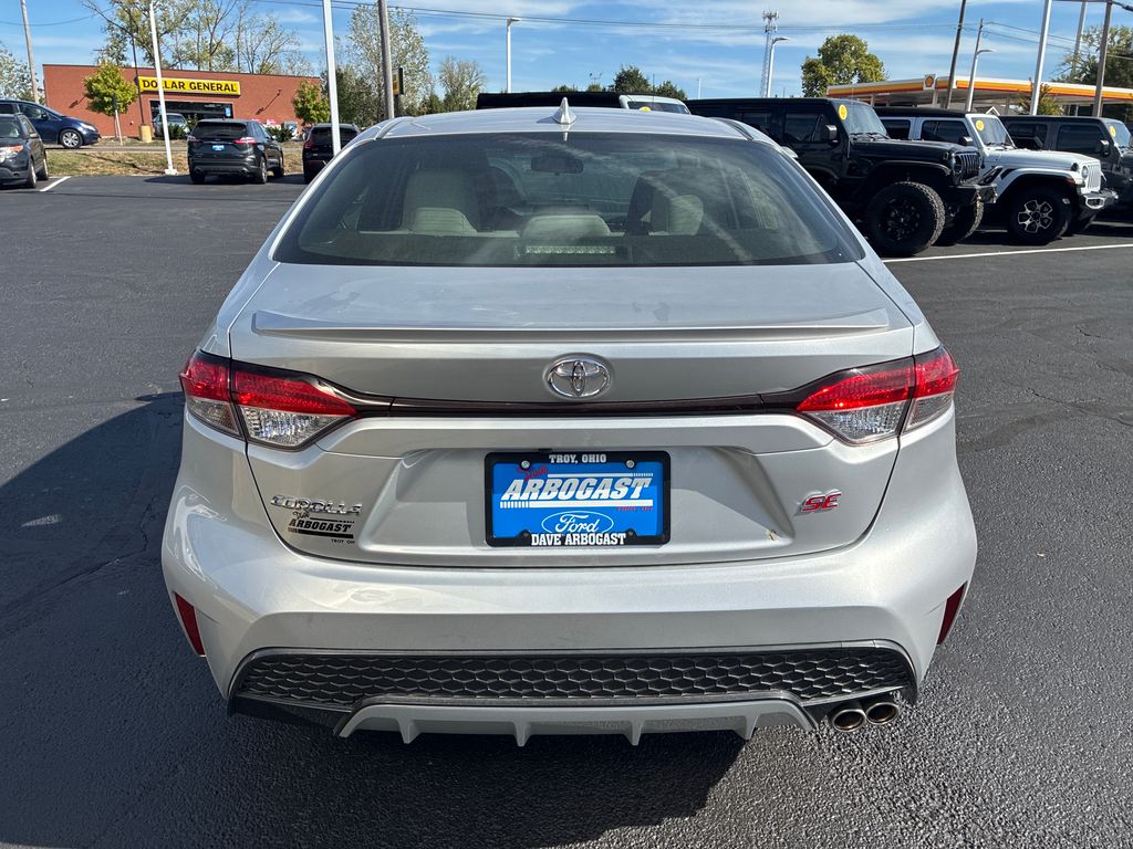 2022 Toyota Corolla SE photo 6