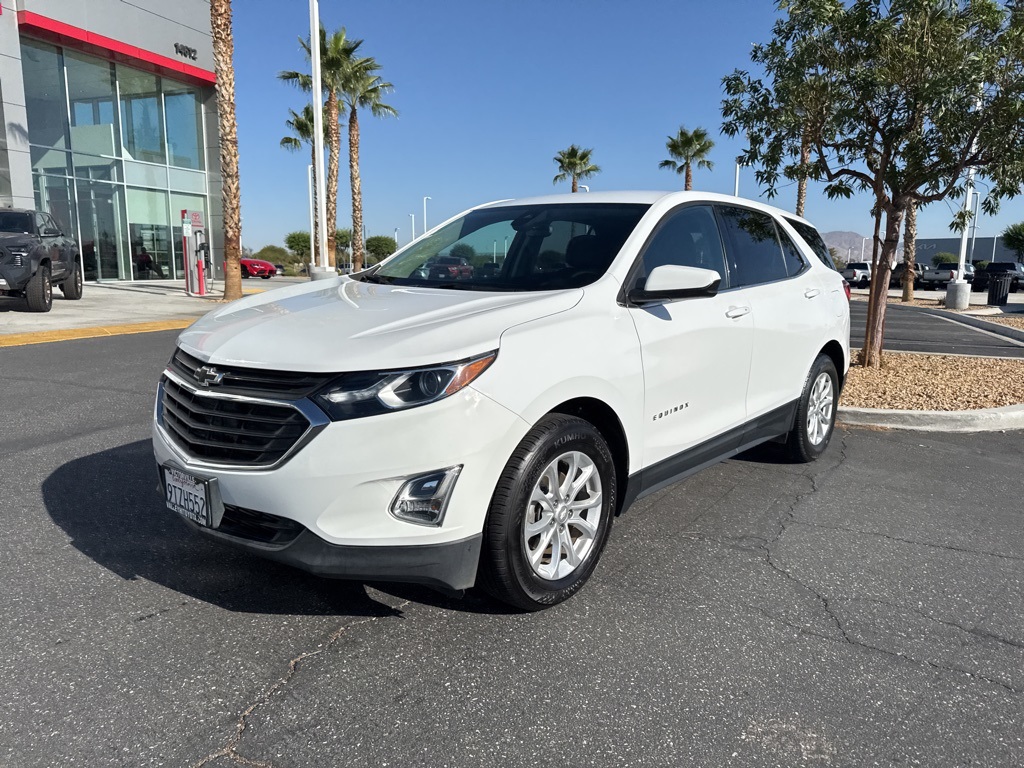 2020 Chevrolet Equinox LT photo 2