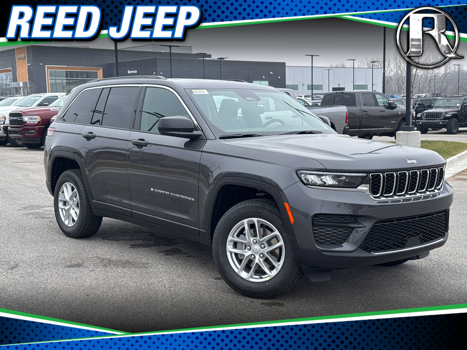 2025 Jeep Grand Cherokee Laredo X photo 2