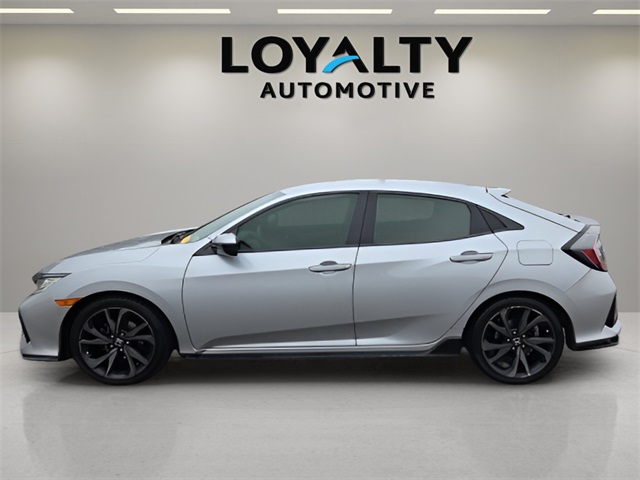 2018 Honda Civic Sport photo 2