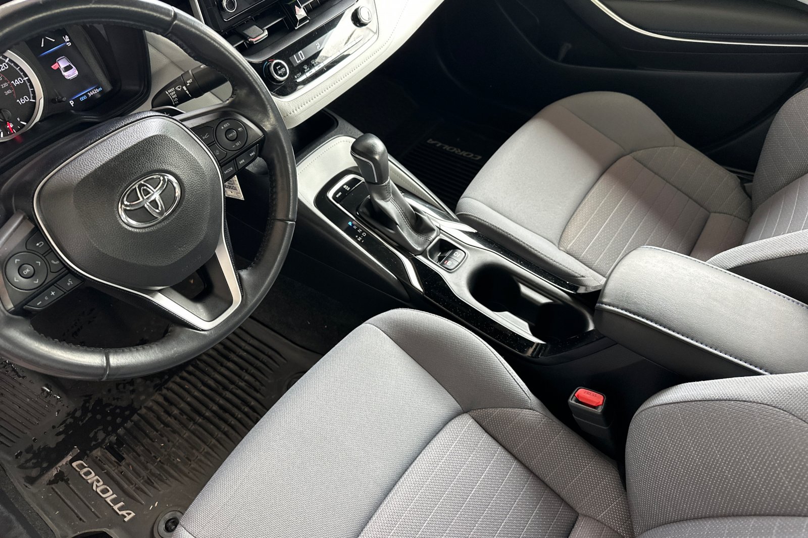 2020 Toyota Corolla SE photo 9