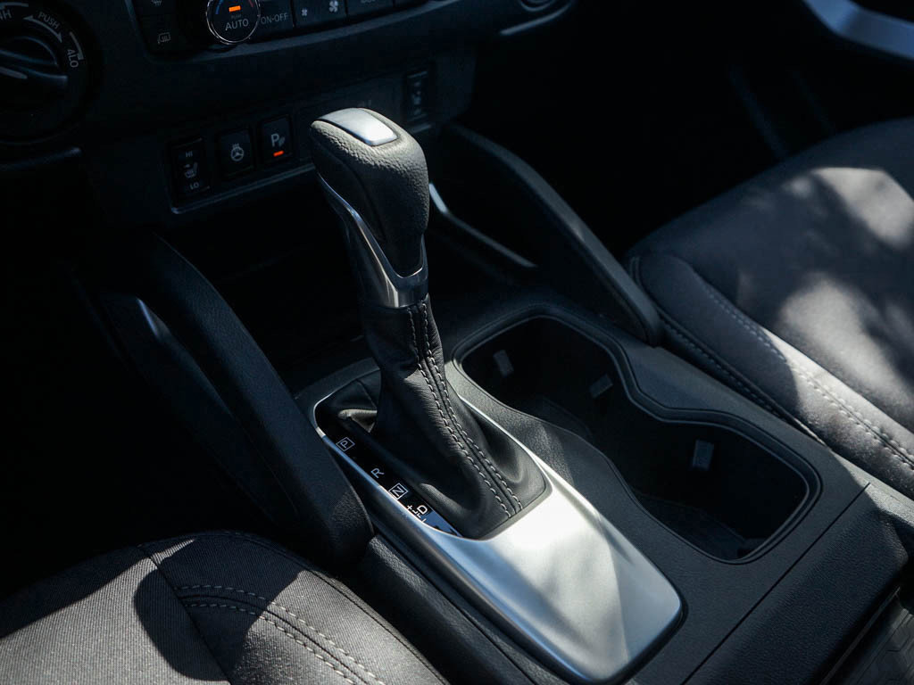 2025 Nissan Frontier SV photo 22