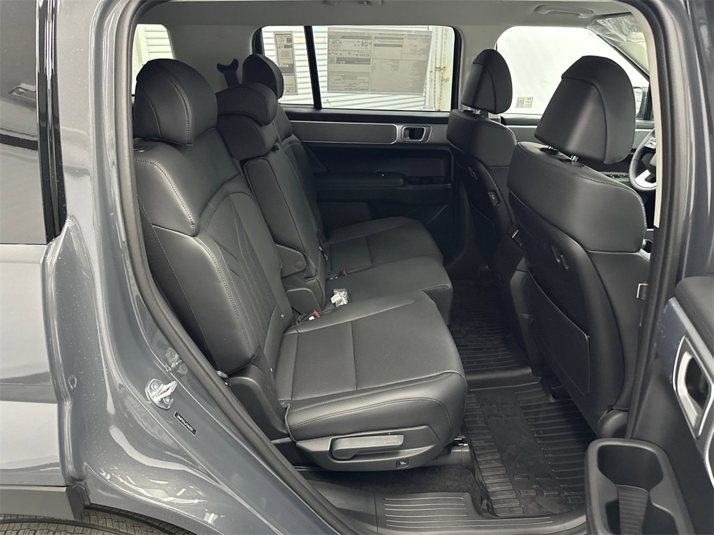 2026 Hyundai Santa Fe SEL photo 16