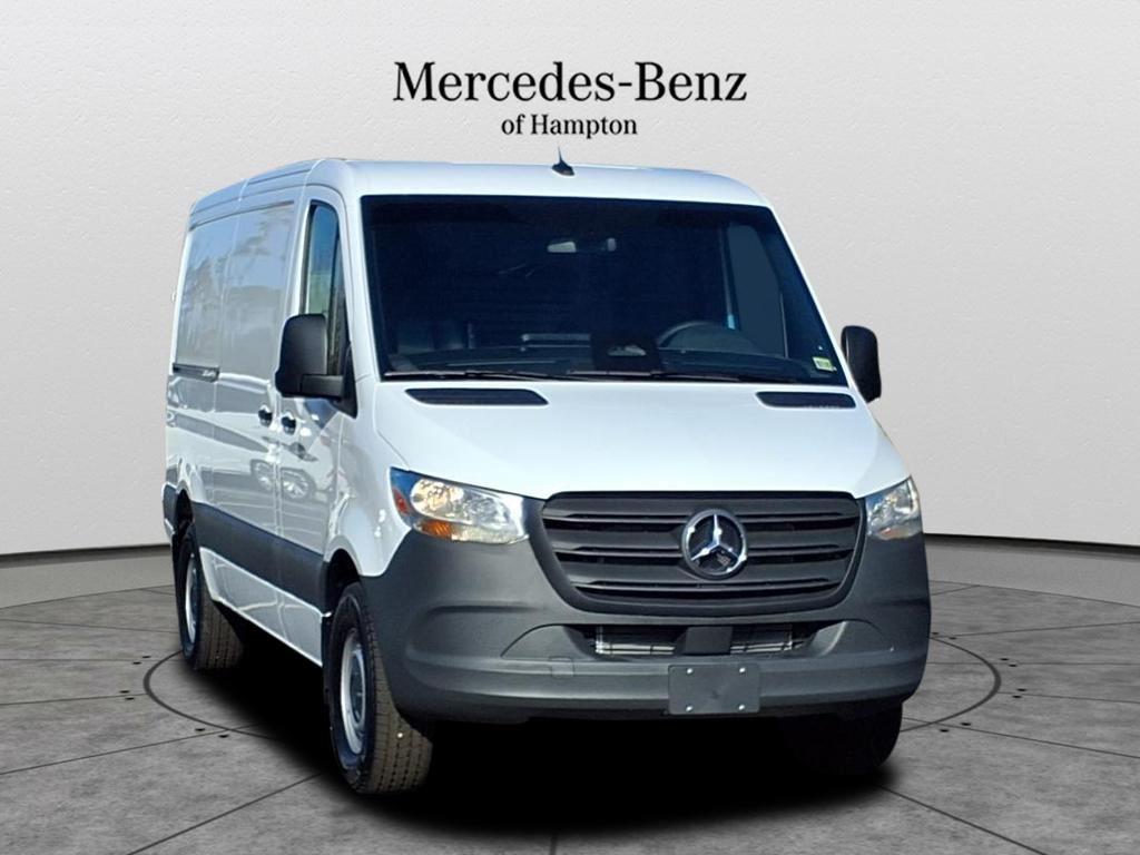 2025 Mercedes-Benz Sprinter Cargo Van Base's photo