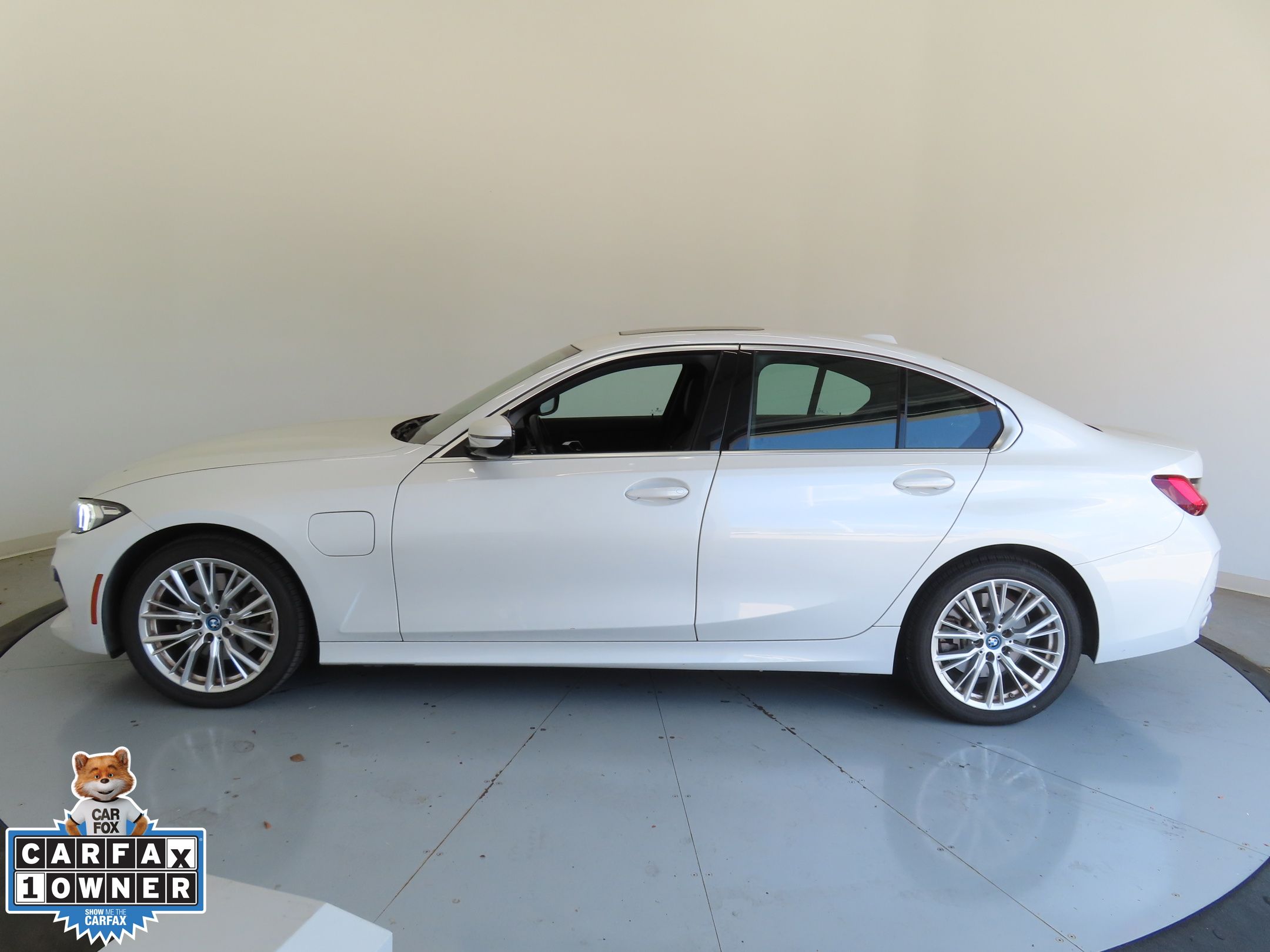 2024 Bmw 330e photo 5