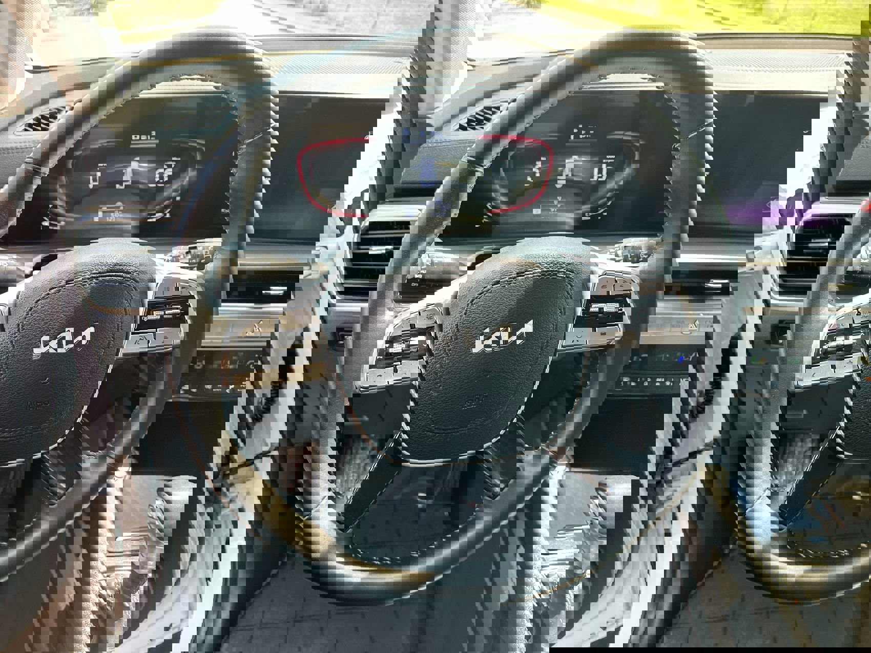 2023 Kia Telluride S photo 14