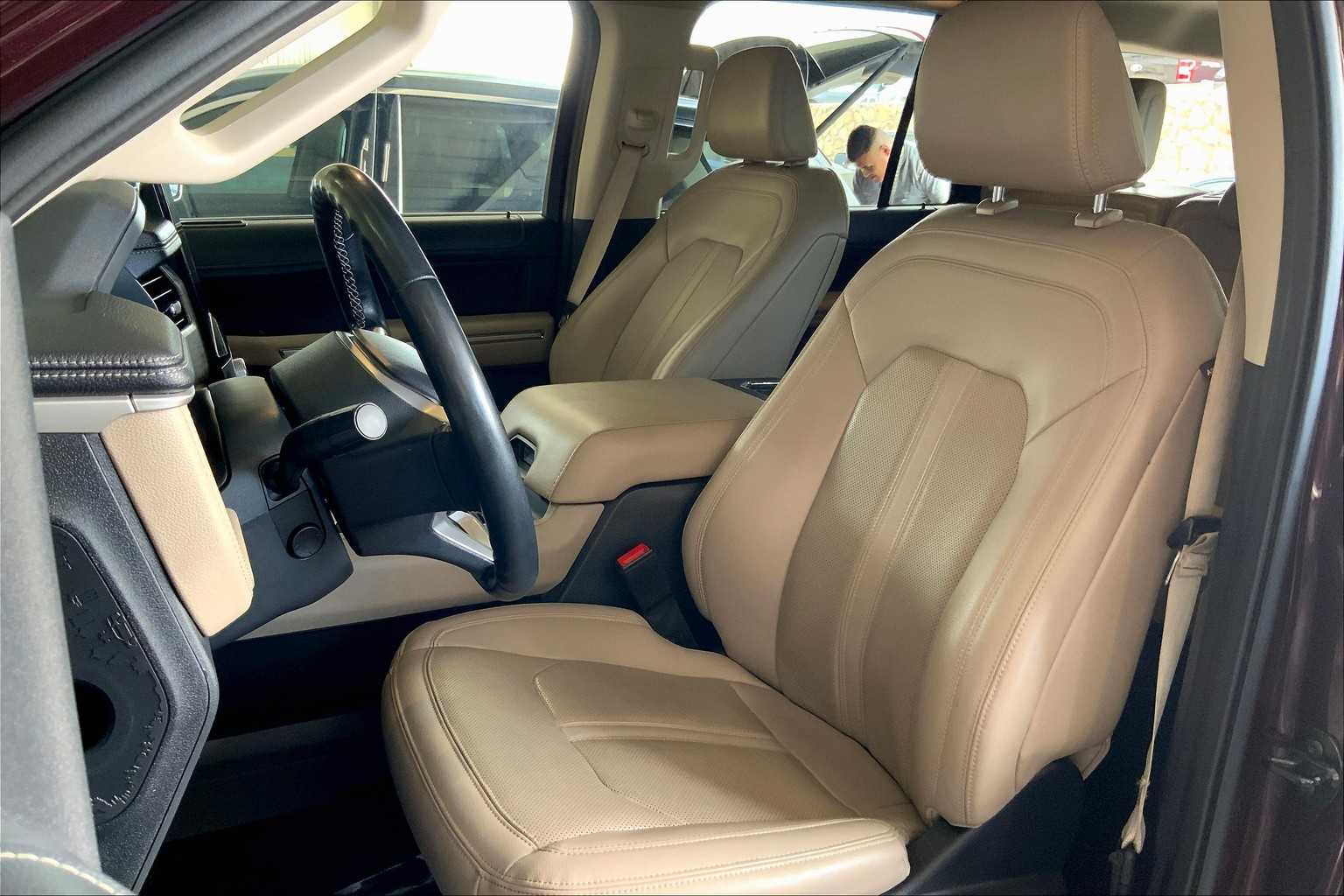 2024 Ford Expedition MAX Limited photo 7