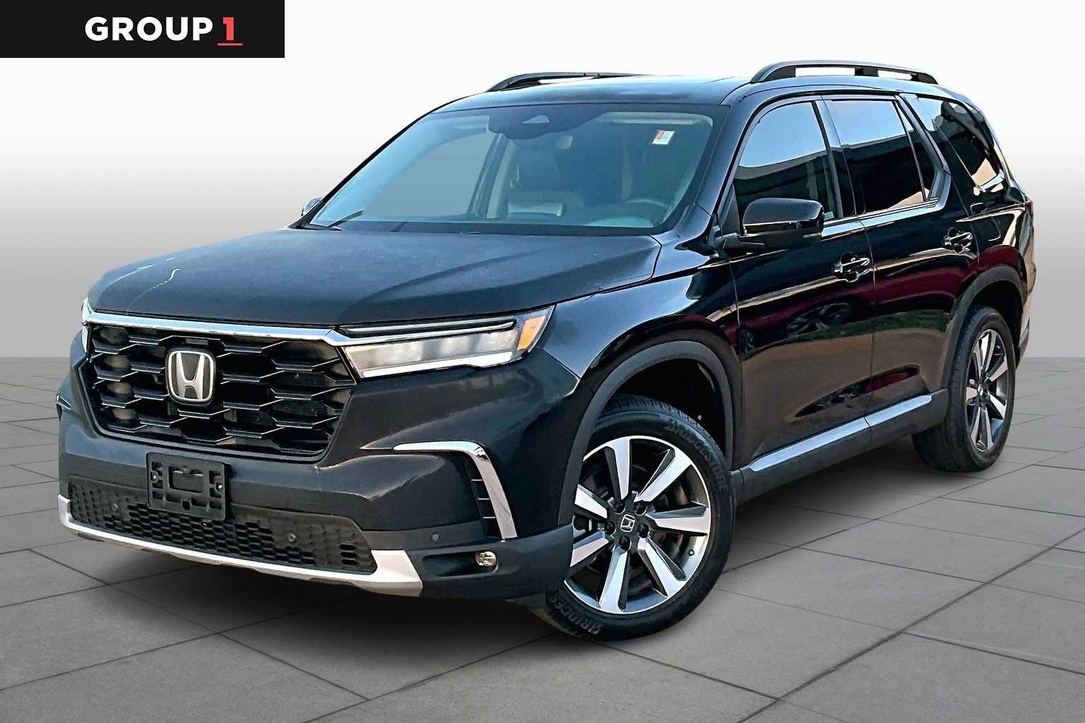 2025 Honda Pilot Touring's photo
