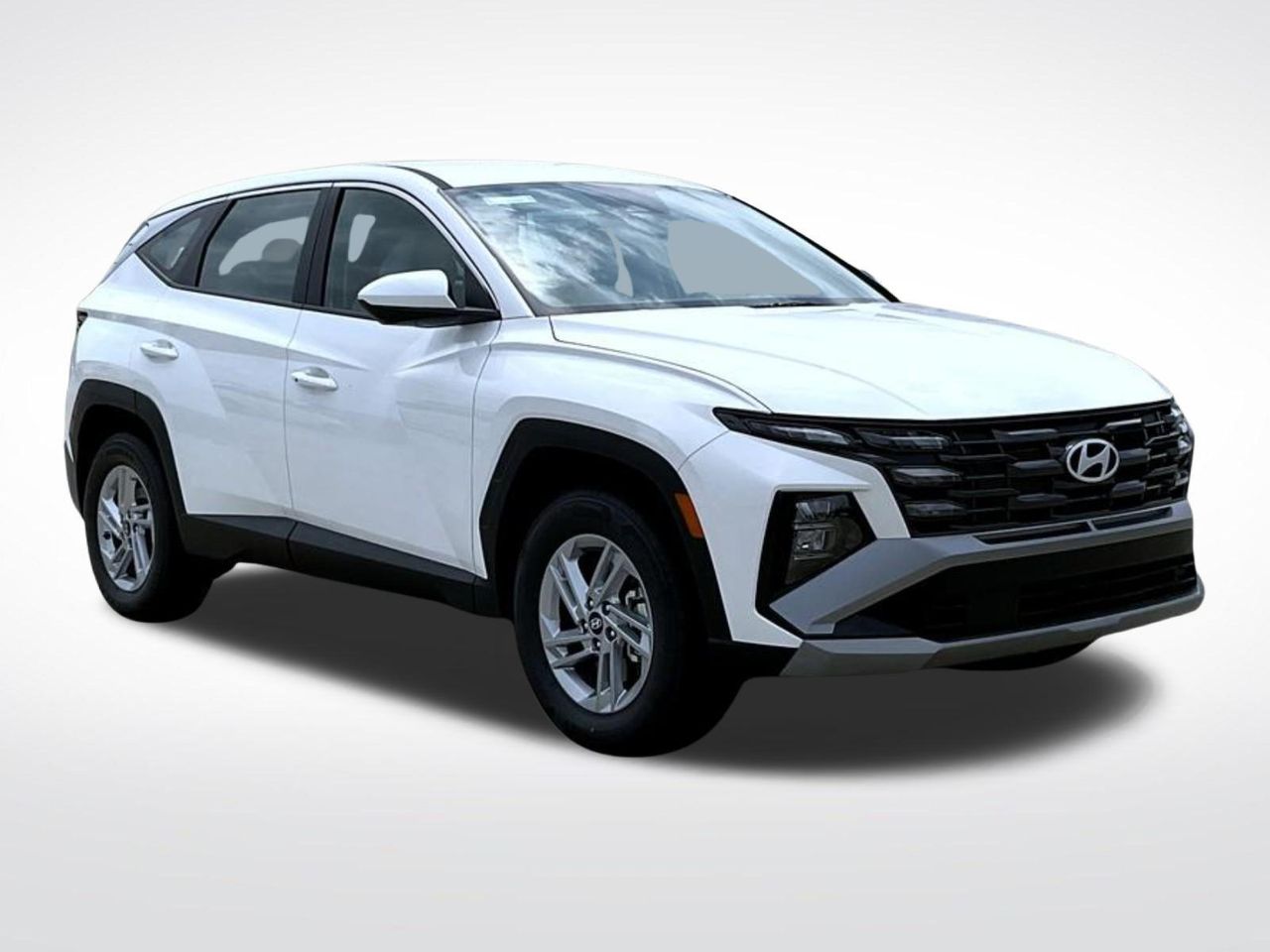 2025 Hyundai Tucson SE photo 2