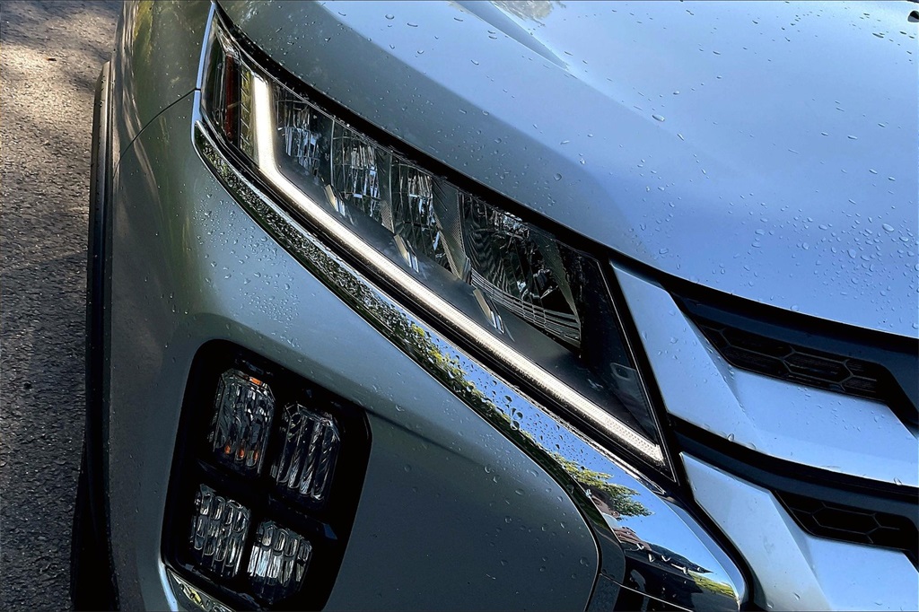 2022 Mitsubishi Outlander Sport ES photo 28